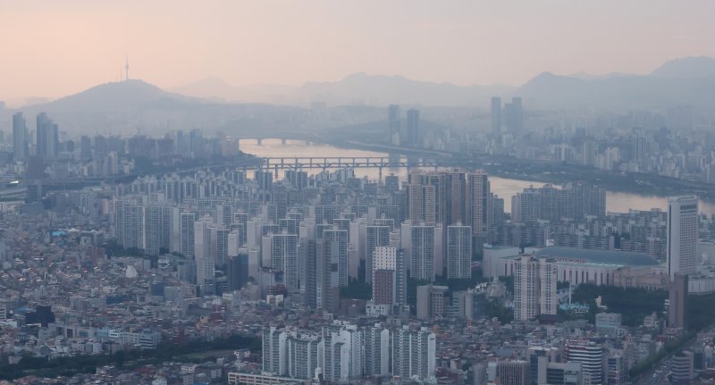 집값 2억 비싸도 역시 '이곳'....내집마련 수요 몰리는 상품은