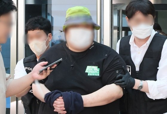 "남녀 50명 죽이겠다"..'서울역 칼부림 예고글' 30대 男의 최후