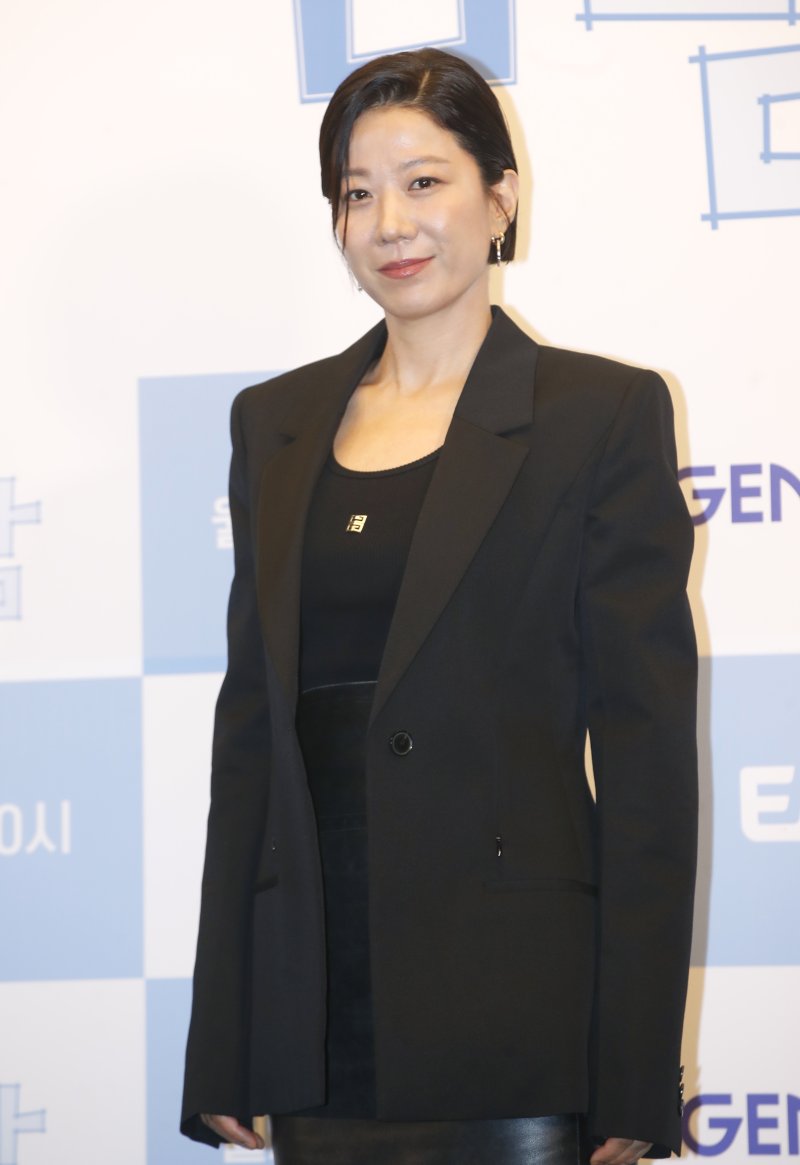 '故 이선균 아내' 전혜진, 연기 활동 재개…드라마 '라이딩 인생' 출연 확정