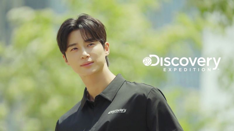 디스커버리 익스페디션 변우석 '프레시벤트 컬렉션' 광고 스케치 필름 컷.
