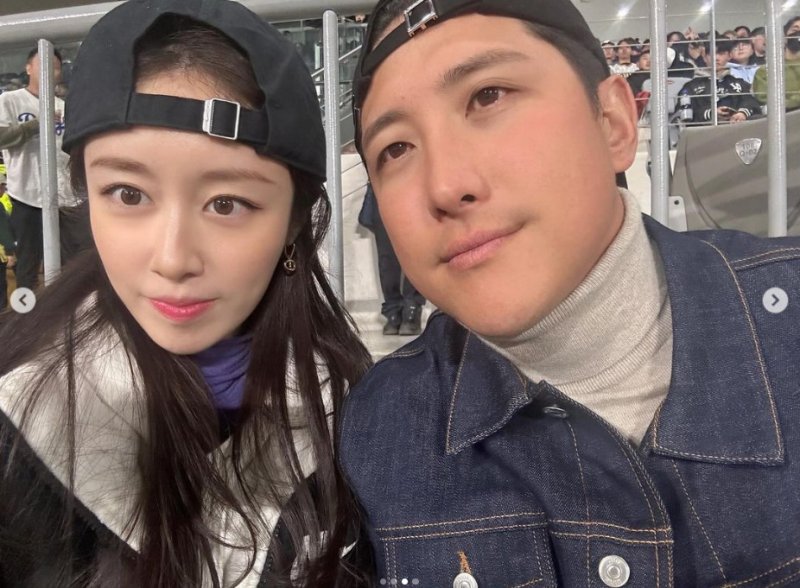 지연&middot;황재균 이혼설 언급한 해설위원 "잘 살고 있는 집안 건드려 죄송하다..내 잘못"