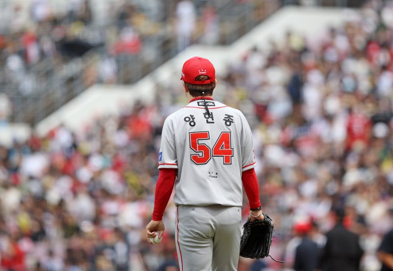 6일 광주 롯데전에서 KBO 통산 두 번째 2000탈삼진을 기록한 양현종. (KIA 타이거즈 제공)