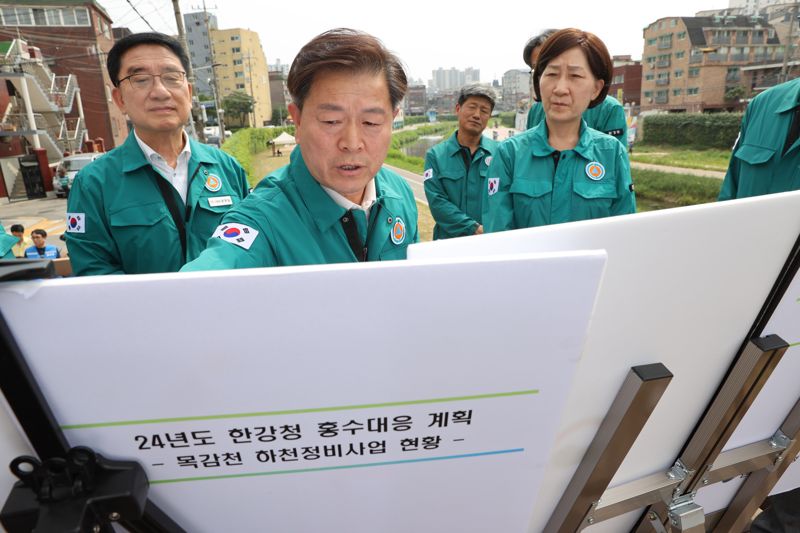 박승원 광명시장, 환경부 장관 만나 '목감천 정비사업 조속 추진' 요청