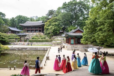 국가유산청, 한복 관련 프로그램 확대.. 베스트 드레서도 선정