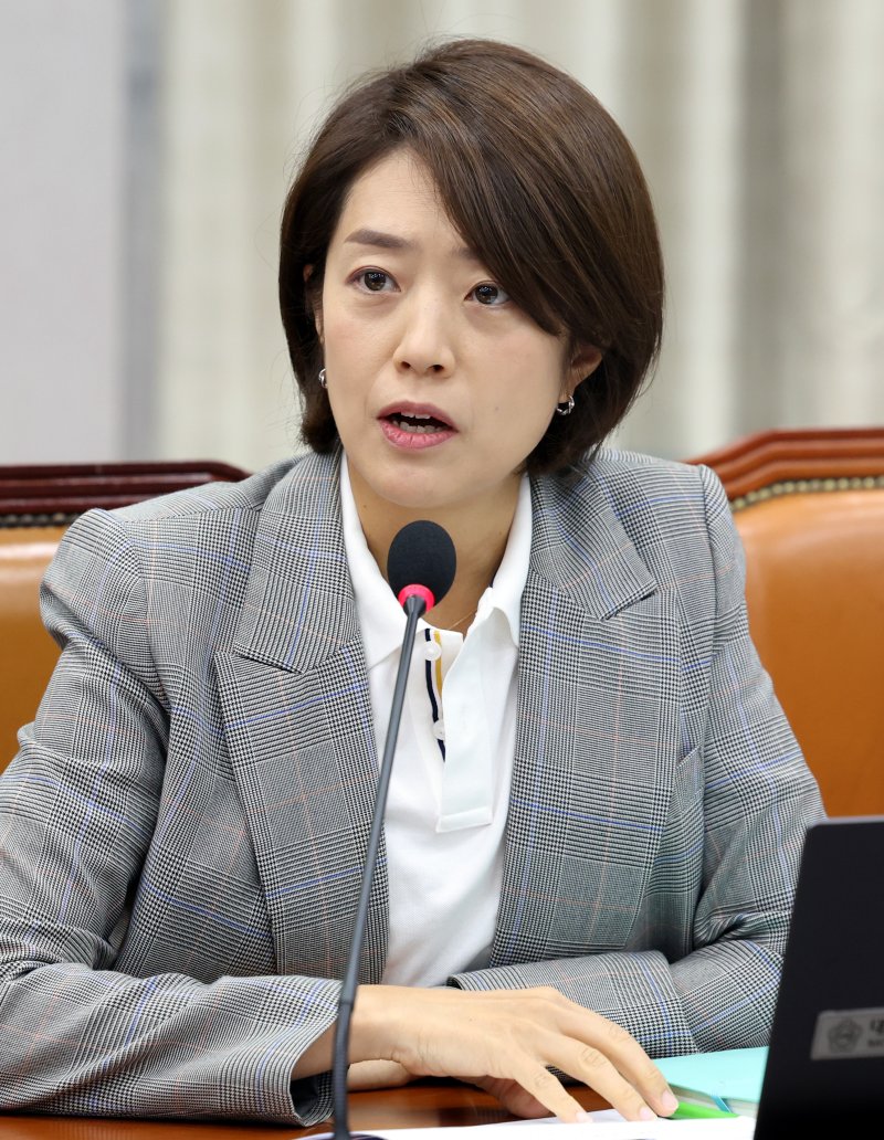 고민정 "이낙연·한덕수, 비루한 패자와 권력에 눈먼 자의 만남" 직격
