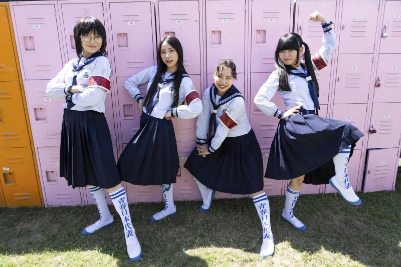 [인디오=AP/뉴시스] 왼쪽부터 스즈카(SUZUKA), 카논(KANON), 린(RIN), 미쥬(MIZYU). 미국 코첼라 페스티벌에 출연한 일본 그룹 '아타라시이 각코!(Atarashii Gakko!)