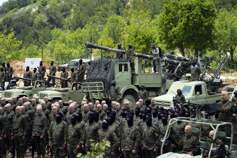 지난해 5월 21일 레바논 남부 아람타에서 촬영된 무장정파 헤즈볼라 단원들의 훈련 모습.AP뉴시스