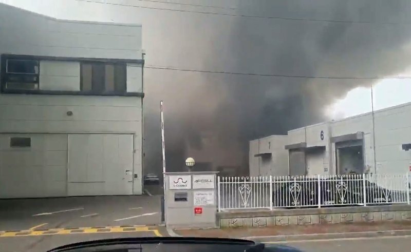 [속보]尹, 화성 배터리 공장 화재에 "인명 수색·구조에 총력 다할 것"