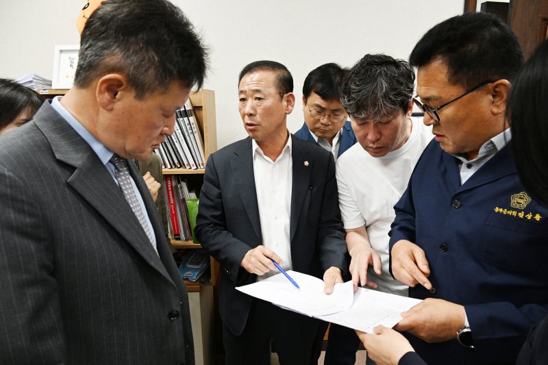 한우직판장 위탁받아 개인에게 운영 넘겨.. 울산축협 전대 논란