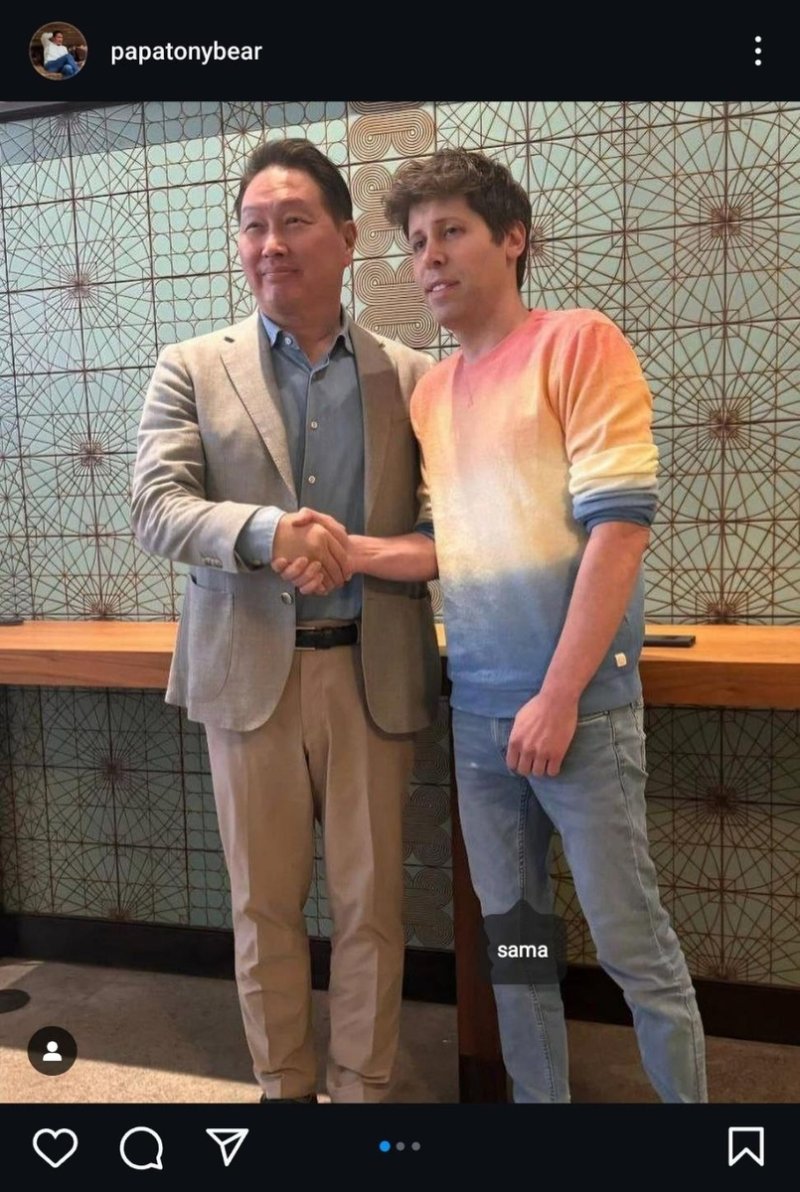 최태원 SK 회장(왼쪽)과 샘 올트먼 오픈AI 최고경영자(CEO). 최태원 회장 인스타그램 캡처(연합뉴스 제공)
