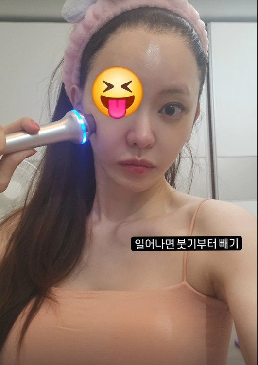 서유리, 아침부터 피부 관리..글래머 몸매 '눈길'