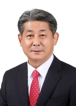인천시의회의 후반기 의장으로 선출된 정해권 의원. 인천시의회 제공.