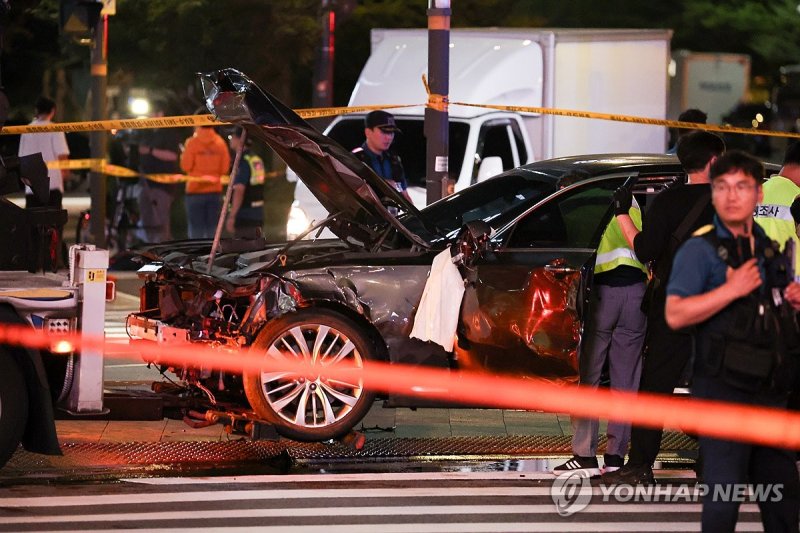 '시청역 사고' 운전자는 버스 운전사…동승 아내 "술 한 방울도 안 마셨다"