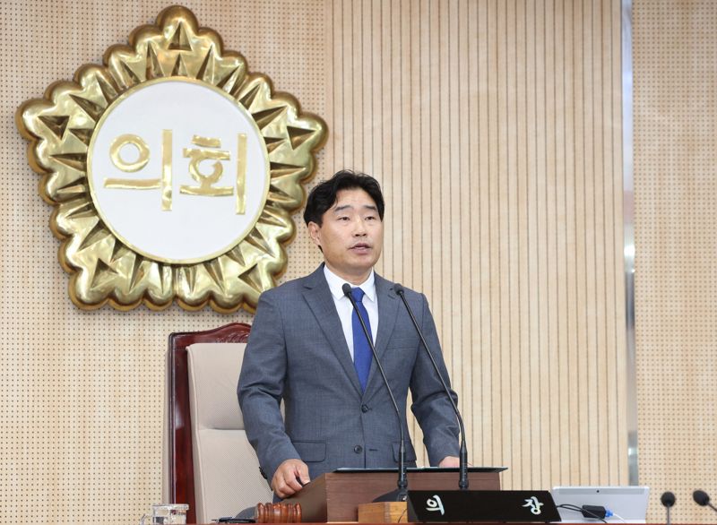 의장에 선출된 김운남 고양특례시의회 의원. /고양시의회 제공