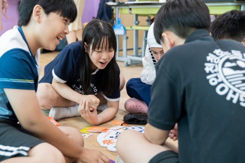 핑거댄스 배틀로 한바탕 꺄르르…"우리 교실엔 사이버 왕따 없어요" [나눔과 기부]