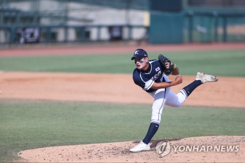 한화 김서현, 투구 폼 족쇄 풀어주자 야생마가 돌아왔다... 151km 1이닝 2K 쾅!