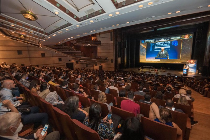 전 세계 우주 연구자들 부산으로...13일 국제우주연구위원회 학술총회 개막