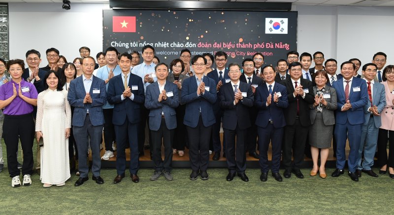 경과원, 베트남 다낭시와 '첨단산업 교류·협력' 강화 협약