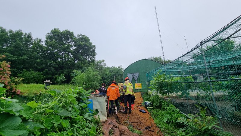 10일 오전 8시8분께 대구시 북구 무태 조야동의 한 주거지 옆 배수로에 60대 남성이 잠겨 숨졌다. 뉴시스