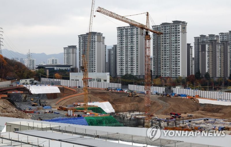 “여보, 늙어서 낡은 아파트에 살 거야”...새집 장만하자, 청약 뛰어든 4050