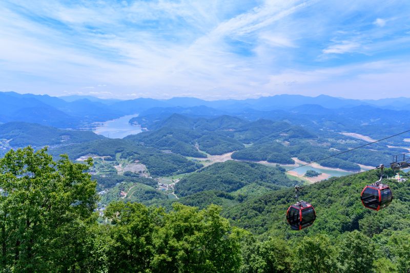 내륙의 바다 '청풍호'가 발 아래.. 온달 숨결 깃든 동굴·산성 한바퀴 [Weekend 레저]