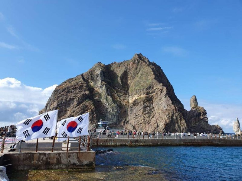 울릉군 독도에 펄럭이는 태극기. 사진=뉴시스