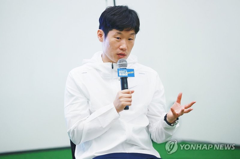 “축협 아무도 일 안 하려고해...정몽규 내려와야” 박지성 직격탄