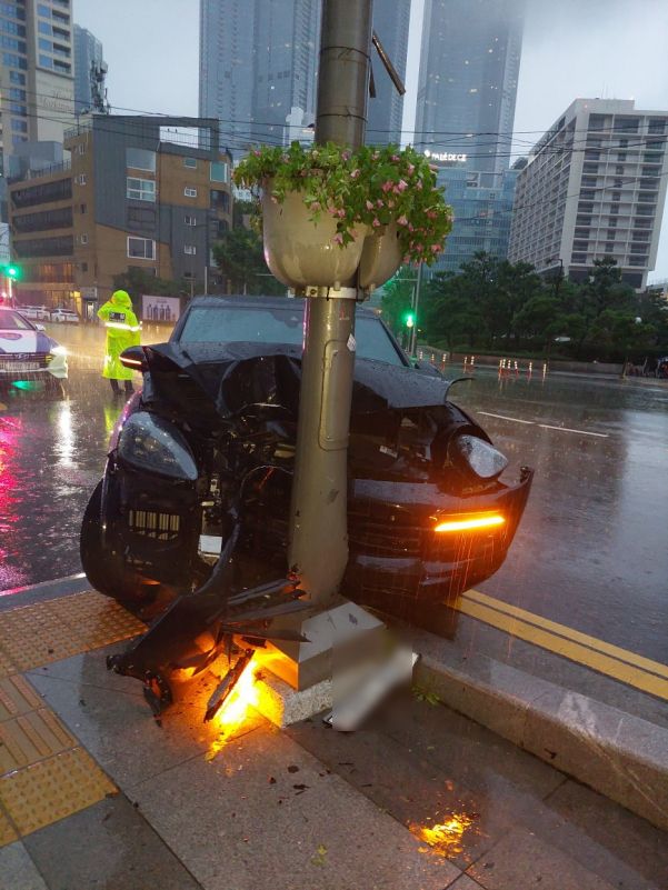 ‘이번엔 음주운전’ 부산서 또 사고 후 차량 버린 운전자, 덜미