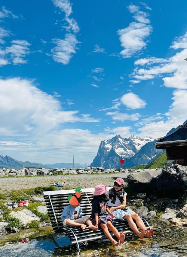 [서울=뉴시스] 배우 이보영이 자녀들과의 일상을 공개했다. (사진=이보영 인스타그램 캡처) 2024.07.16. photo@newsis.com *재판매 및 DB 금지