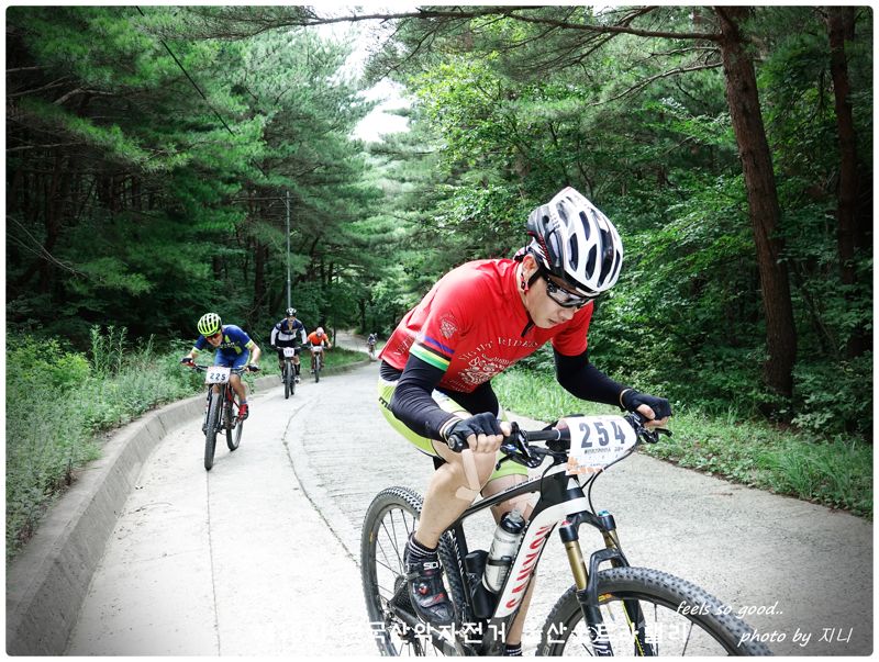 폭염 속 104km 8시간 안에 주파.. MTB 울산 울트라랠리 인간 한계에 도전