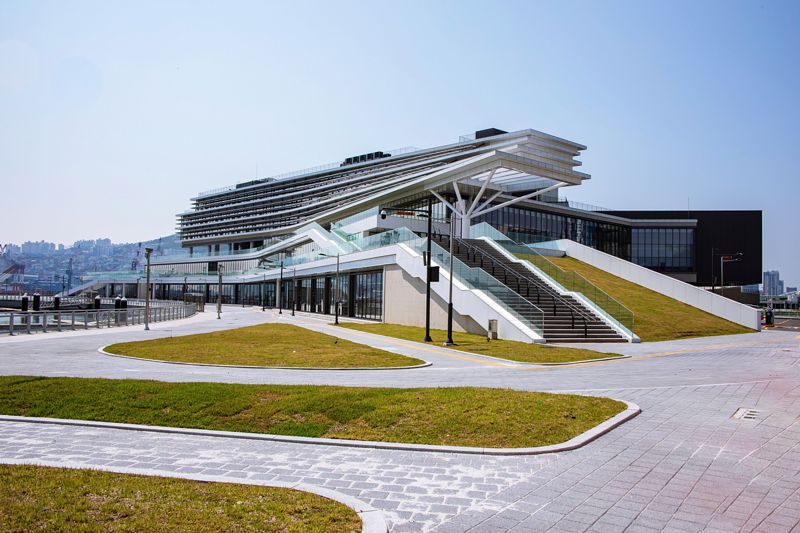 북항 마리나 상업시설. 부산항만공사 제공