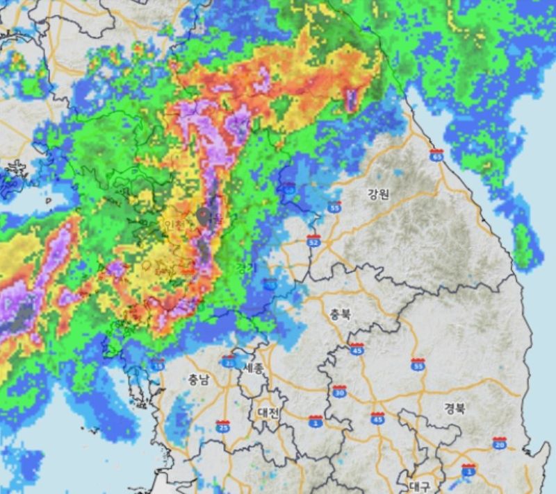 기상청 레이더(18일 오전 4시경)
