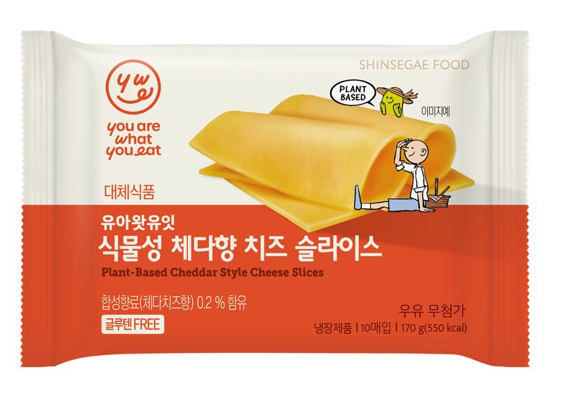 "우유, 치즈 맛있죠? 가루쌀과 현미유로 만들었어요"..신세계푸드 획기적 제품 내놨다