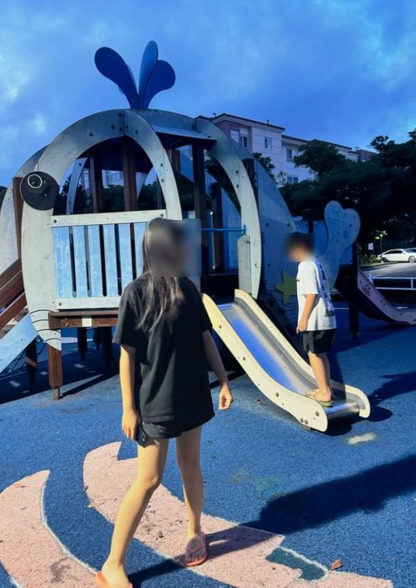 [서울=뉴시스] 방송인 박지윤이 자녀들과의 일상을 공개했다. (사진=박지윤 인스타그램 캡처) 2024.07.22. photo@newsis.com *재판매 및 DB 금지