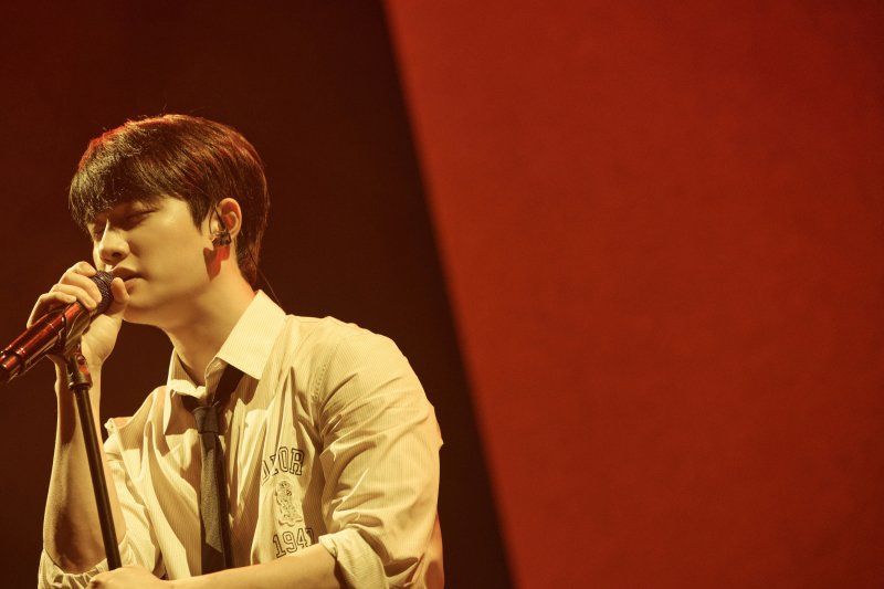 일본 콘서트 마친 도경수 "공연 여운 오래 가길 바란다"