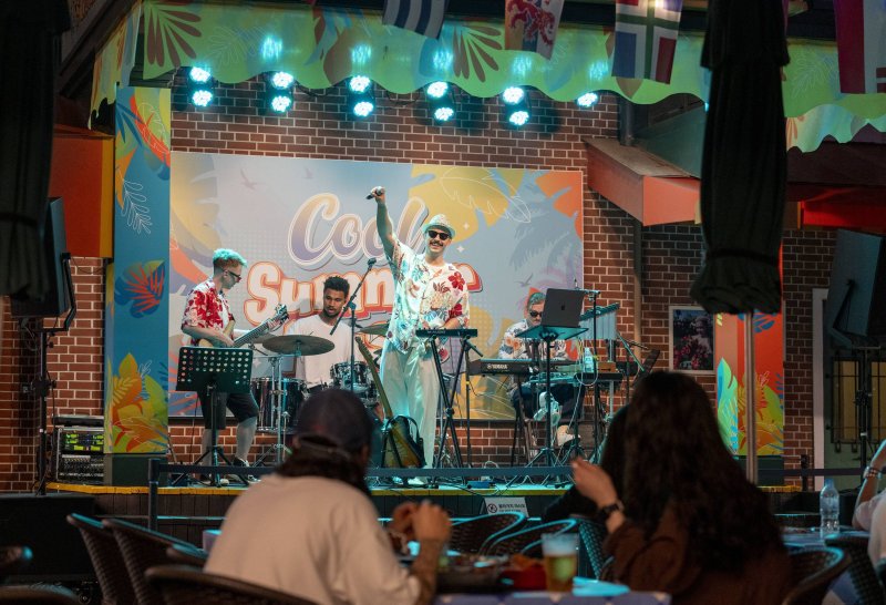 에버랜드 '썸머 피치 나이트' 라이브 공연이 진행되고 있다.(삼성물산 리조트 부문 제공)