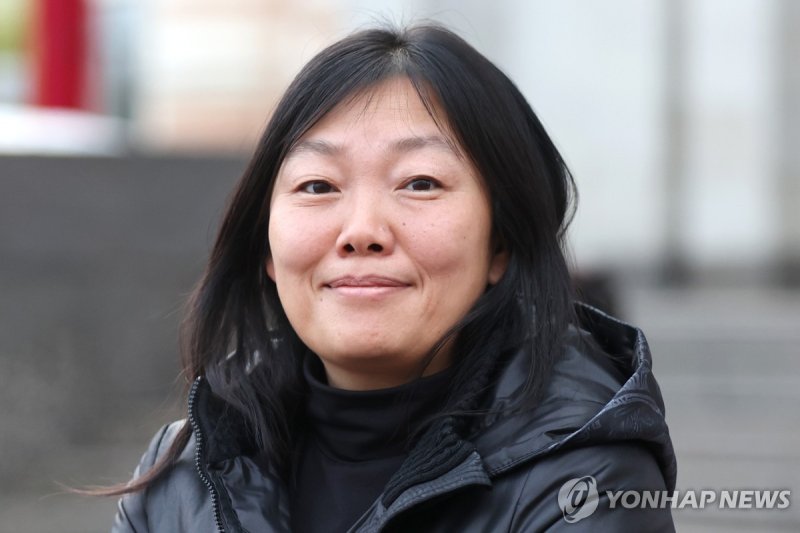 남편과 총격전까지...'자산 11조' 고려인 女갑부, 살벌한 이혼 끝냈다