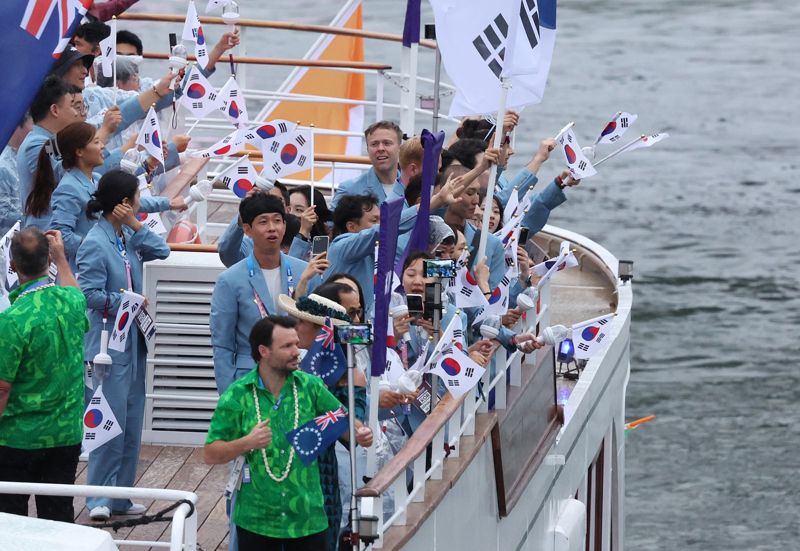 삼성전자, 갤럭시 S24 울트라로 파리 올림픽 개막식 중계