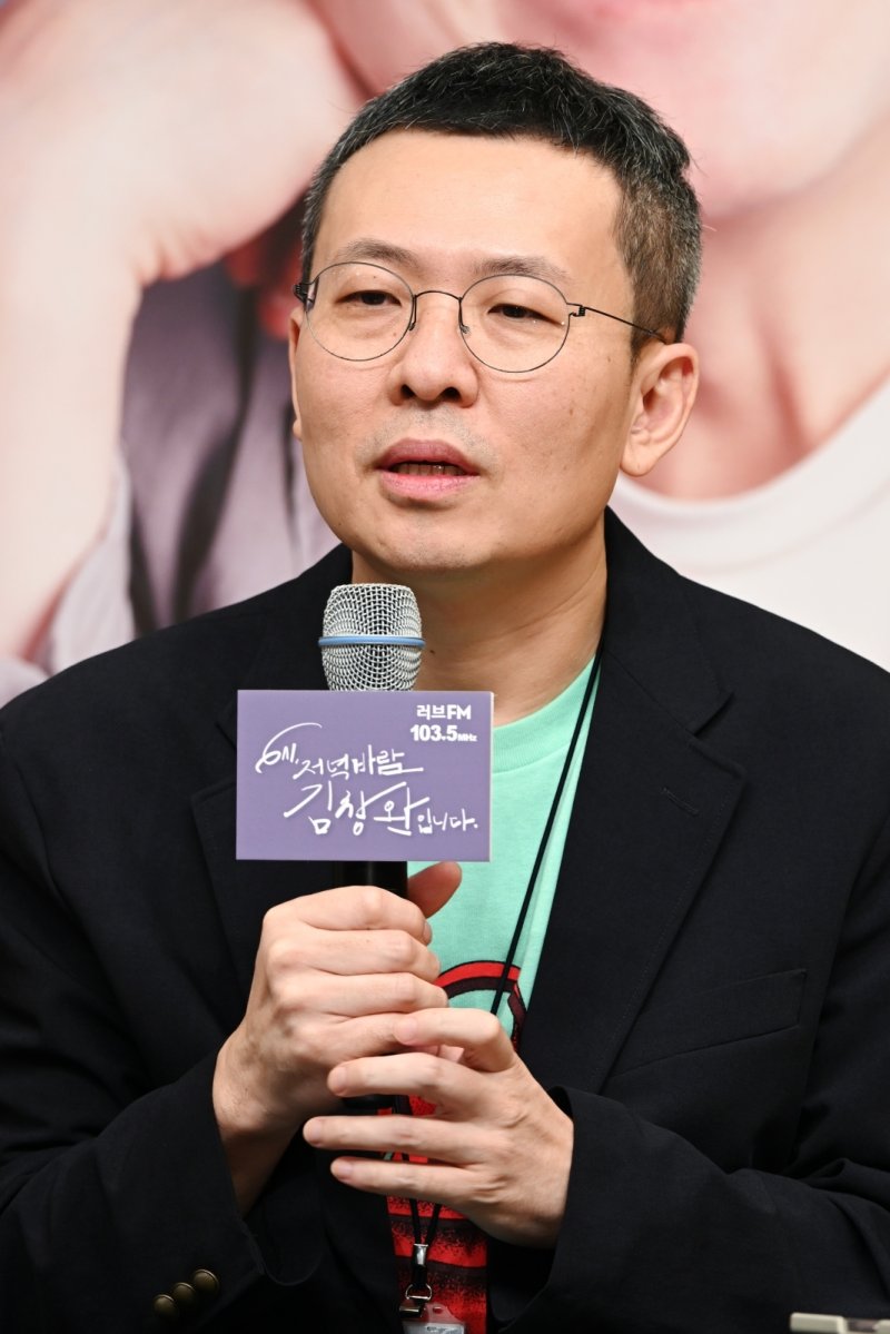 정한성 PD / SBS 러브FM 6시 저녁바람 김창완입니다 제공