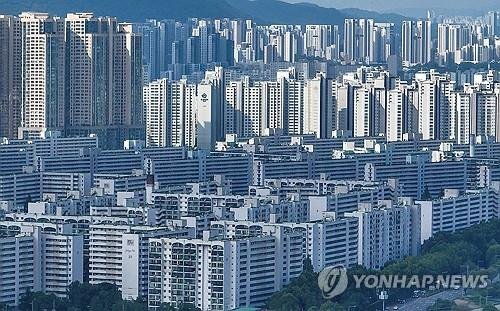 지난달 1일 서울 시내의 아파트 단지 모습. 사진=연합뉴스