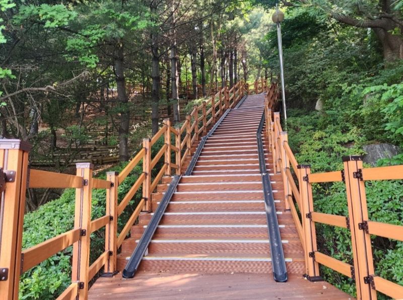 용인시 수지구, 대지산 등산로 등 3곳 '도시환경 정비 완료'