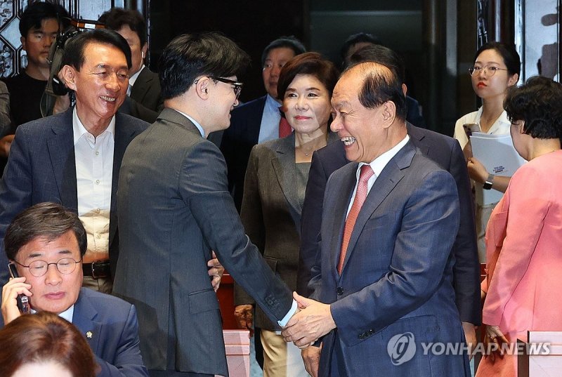 한동훈 "김상훈, 우정 없지만 정책적으로 뛰어나 정책위의장 지명"