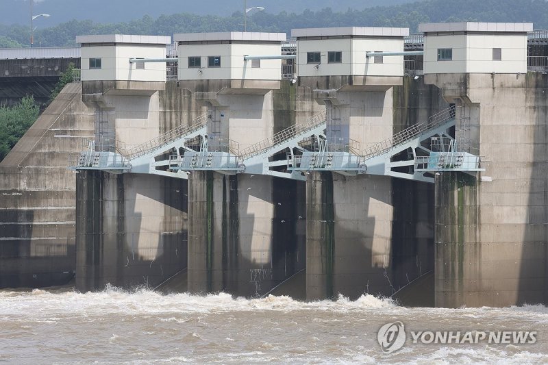 "임진강 댐 방류 전 통보해달라" 北에 요청…대화단절 속 첫 답변올까