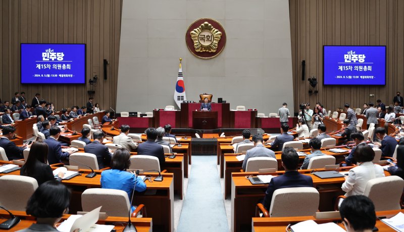 민주 "김건희·채상병 특검법 19일 본회의서 처리"