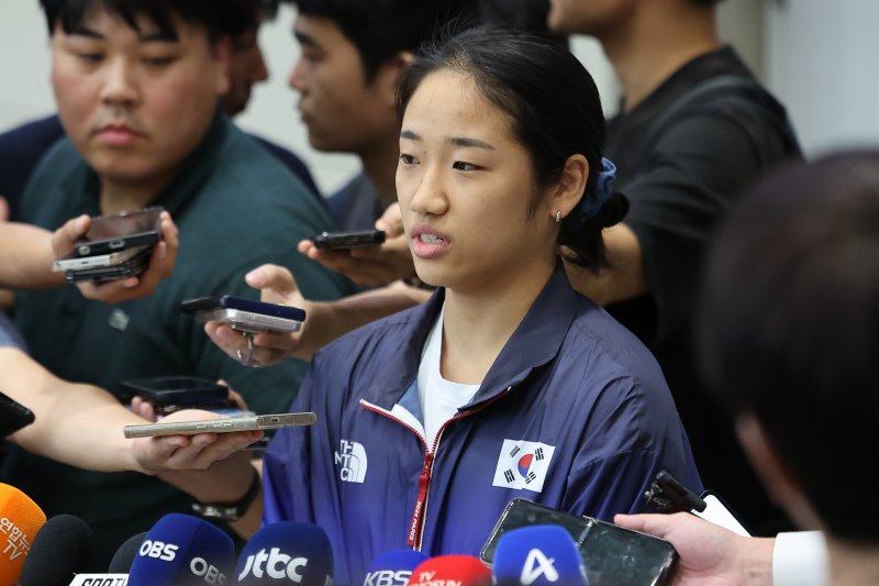 안세영의 주장에 대해서 배드민턴 협회가 정면으로 반박하고 나섰다 / 사진 = 뉴스1