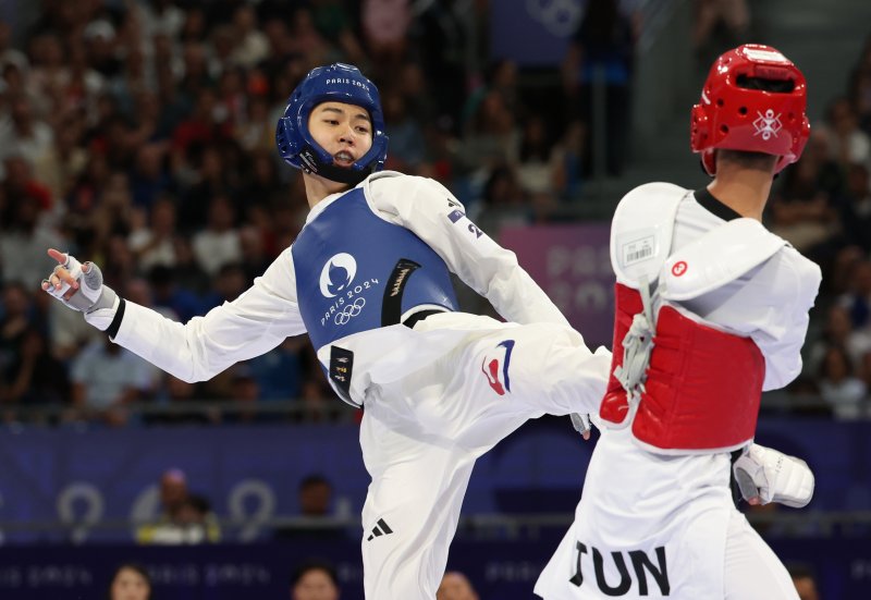 '압도적' 박태준, 태권도 8년만의 금메달.... 58kg 사상 첫 금빛 발차기