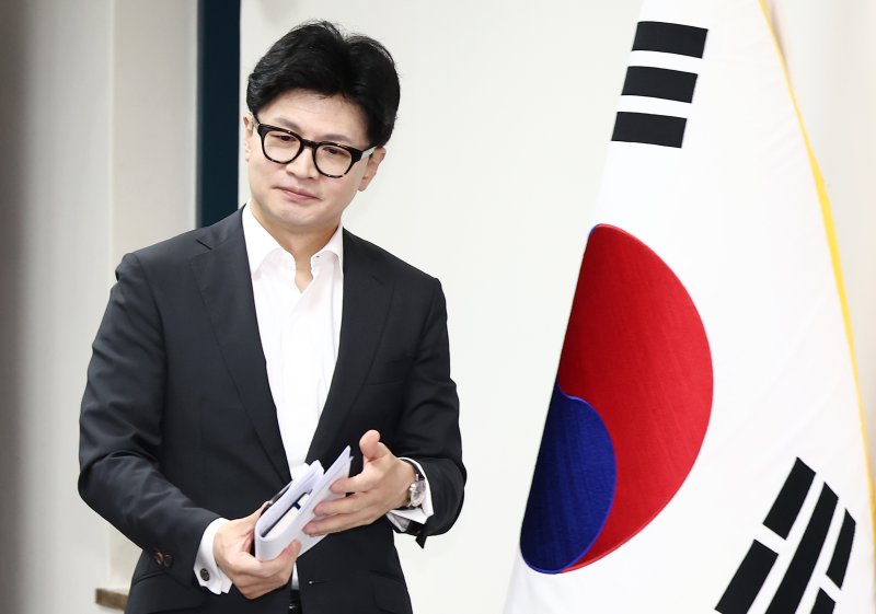 한동훈 국민의힘 대표가 8일 오전 서울 여의도 중앙당사에서 열린 최고위원회의에 참석하고 있다. 2024.8.8/뉴스1 ⓒ News1 김민지 기자 /사진=뉴스1