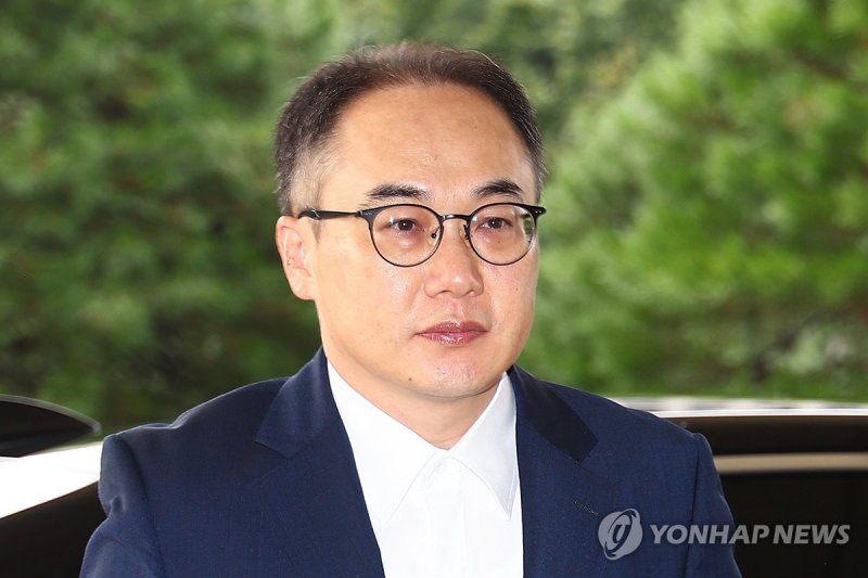이원석 검찰총장, 이정식 노동부 장관과 '노사상생 산업현장' 공감대