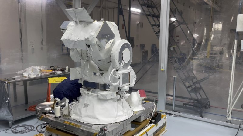 [서울=뉴시스]8월 진행된 태양 코로나그래프(CODEX) 최종 점검. (사진=우주항공청 제공)