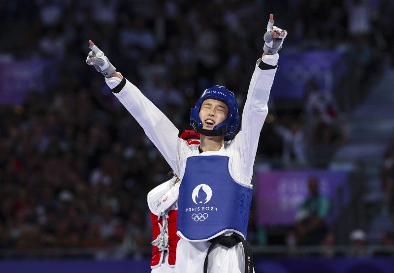 한국 태권도, 이틀 연속 금빛 포효... 김유진, 세계 1‧2‧4‧5위 모두 꺾는 대이변